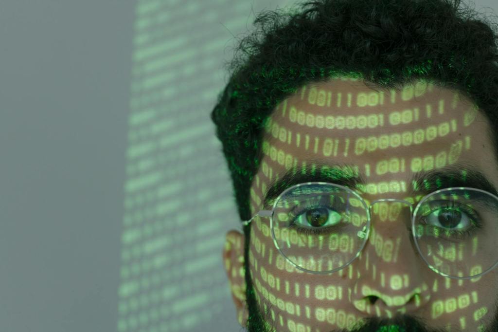 A inteligência natural (IN) e a inteligência artificial&nbsp;(IA)